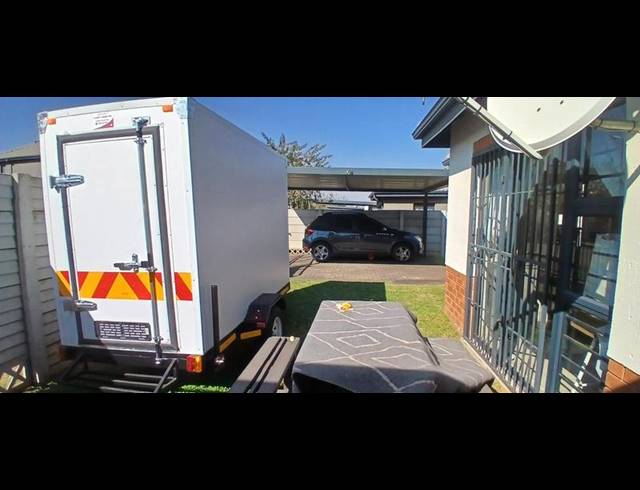 3 BEDROOM HOUSE FOR SALE IN ALBERTSDAL